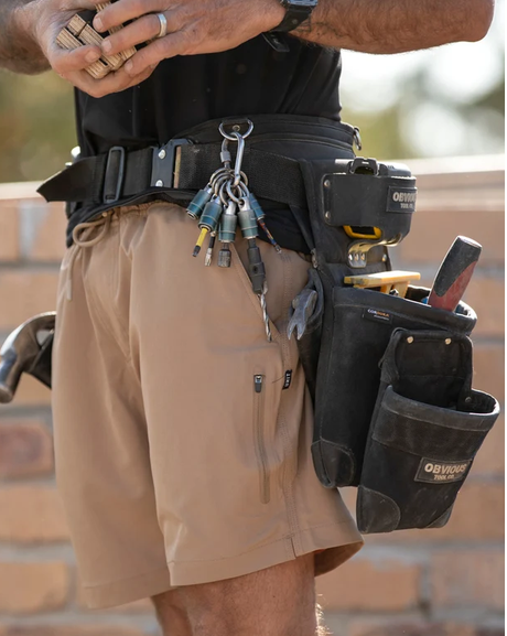 UNIT 239117004 | Form Flexlite Shorts